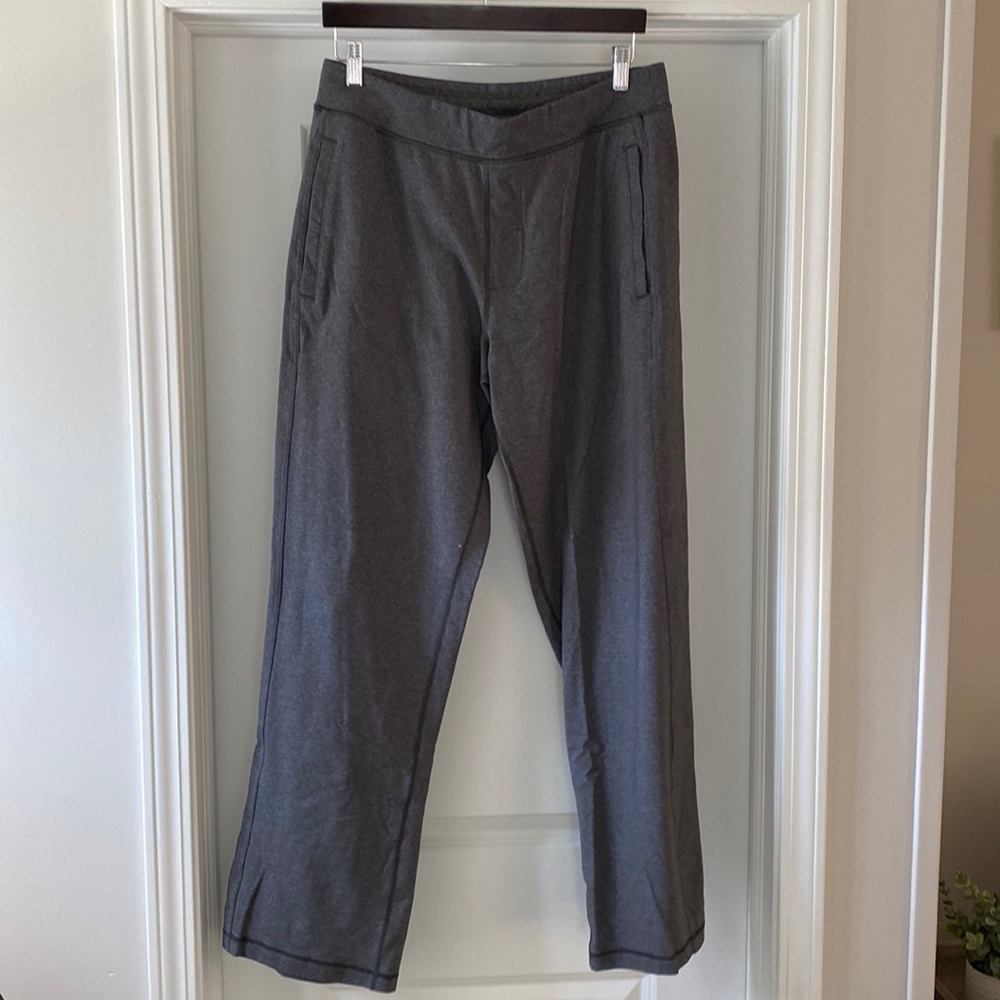 EUC Men’s Lululemon Kung Fu pants size large heather gray abc commission